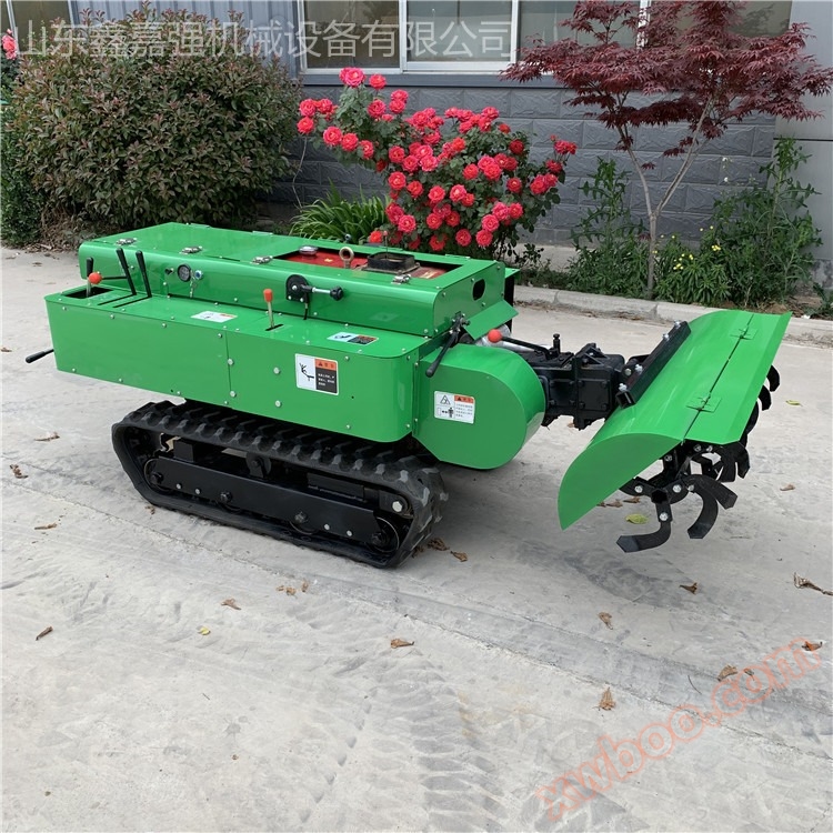 Track type field management machine Xinjiaqiang factory direct sales 35 horsepower track type rotary tillage and weeding machine