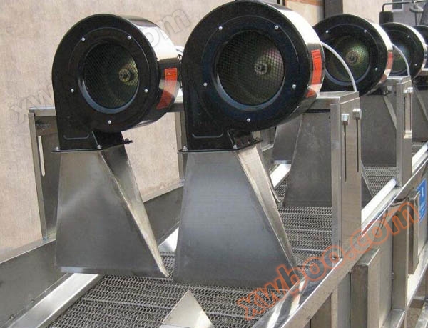 Packaging bag air drying machine