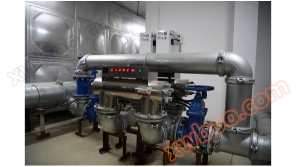 UV water treatment disinfection device