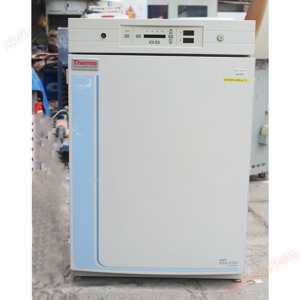 Incubateur de dioxyde de carbone thermo 371 (trois morceaux de cloison)